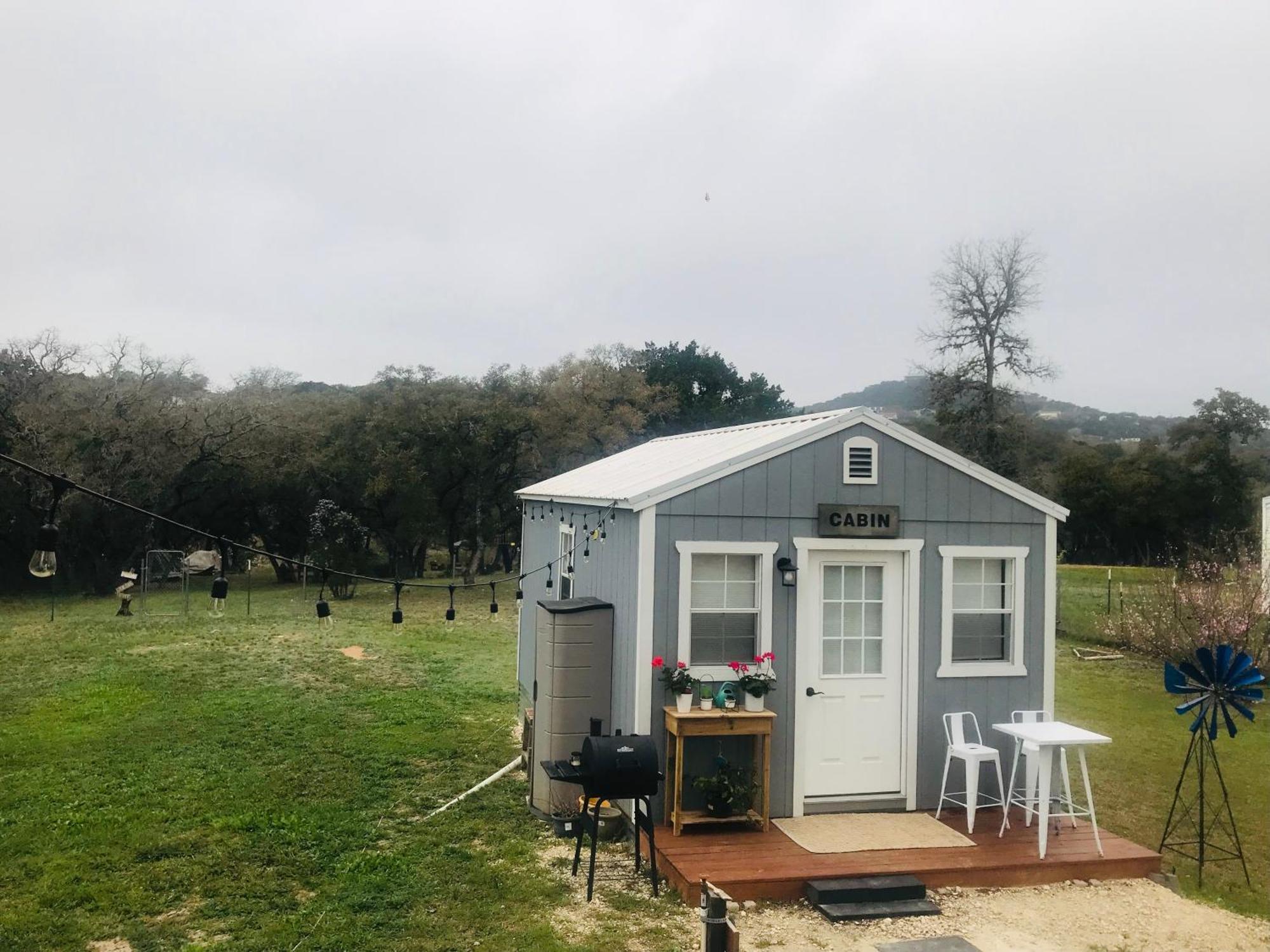 Tiny House - Our Little Piece Of Paradise Lakehills 外观 照片