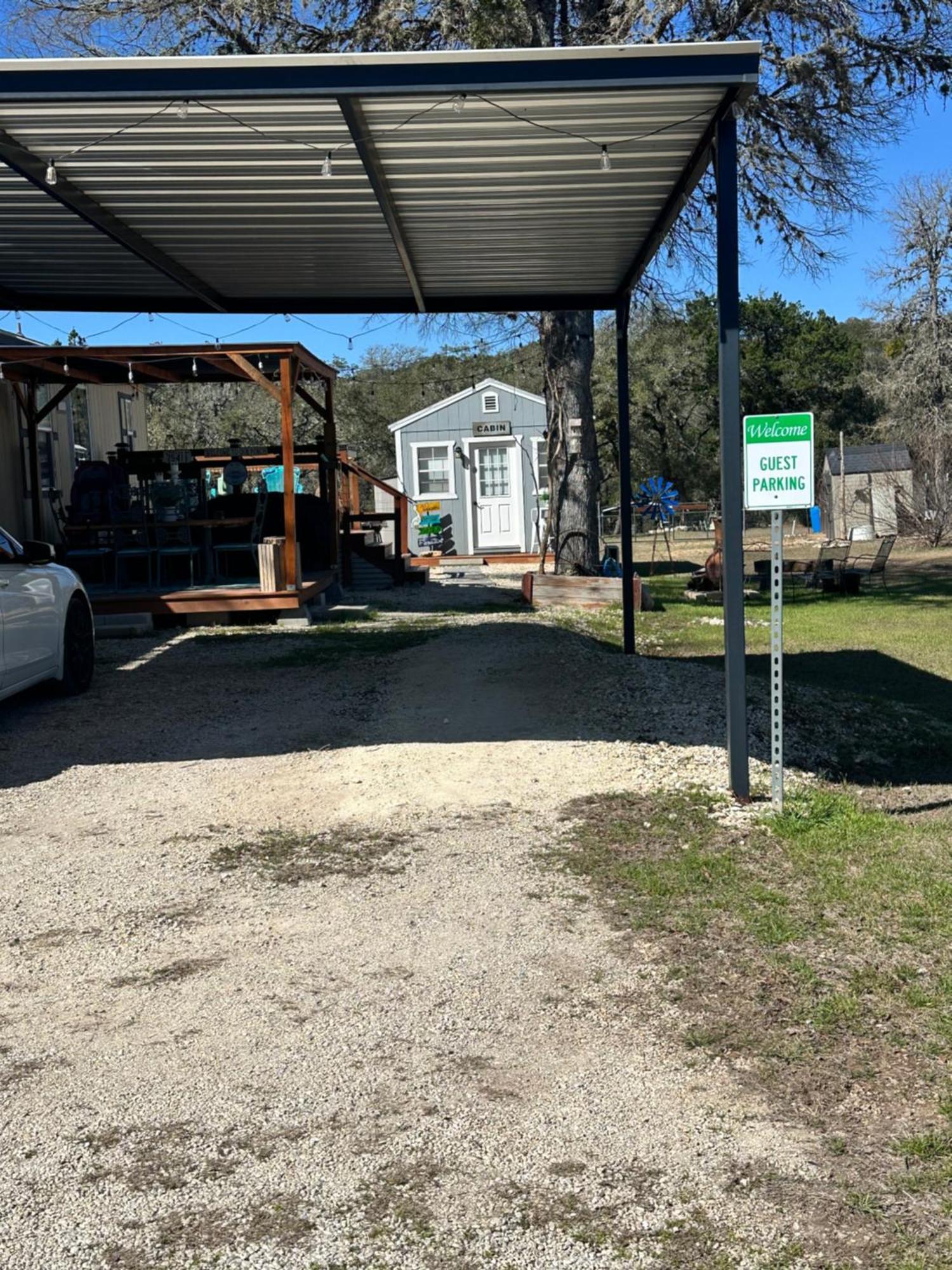 Tiny House - Our Little Piece Of Paradise Lakehills 外观 照片