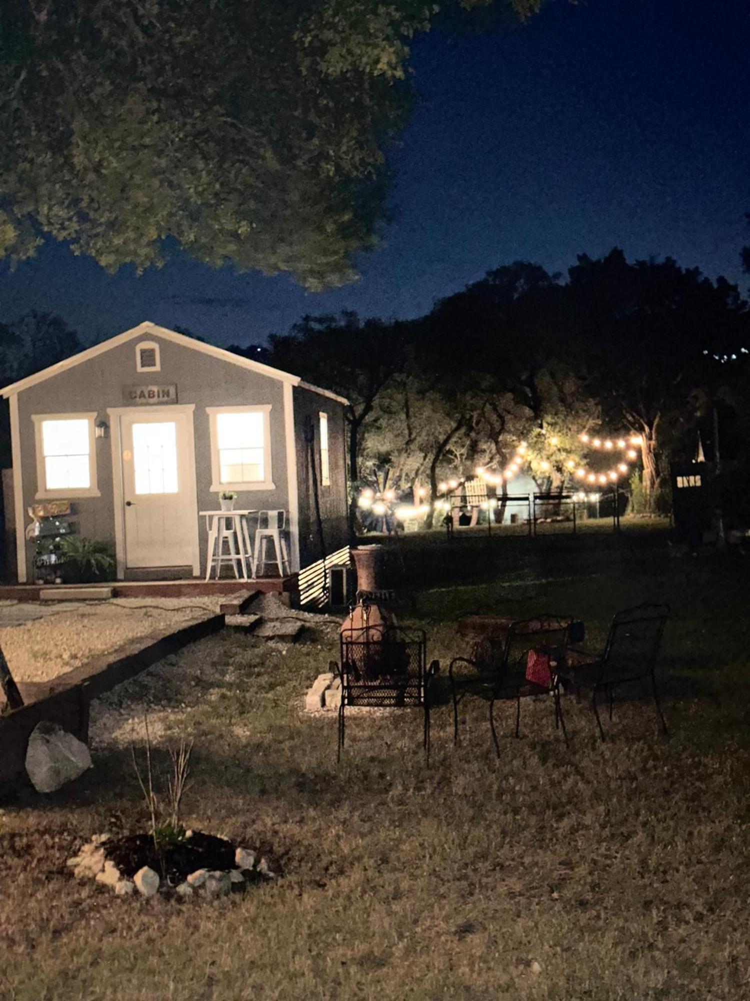 Tiny House - Our Little Piece Of Paradise Lakehills 外观 照片