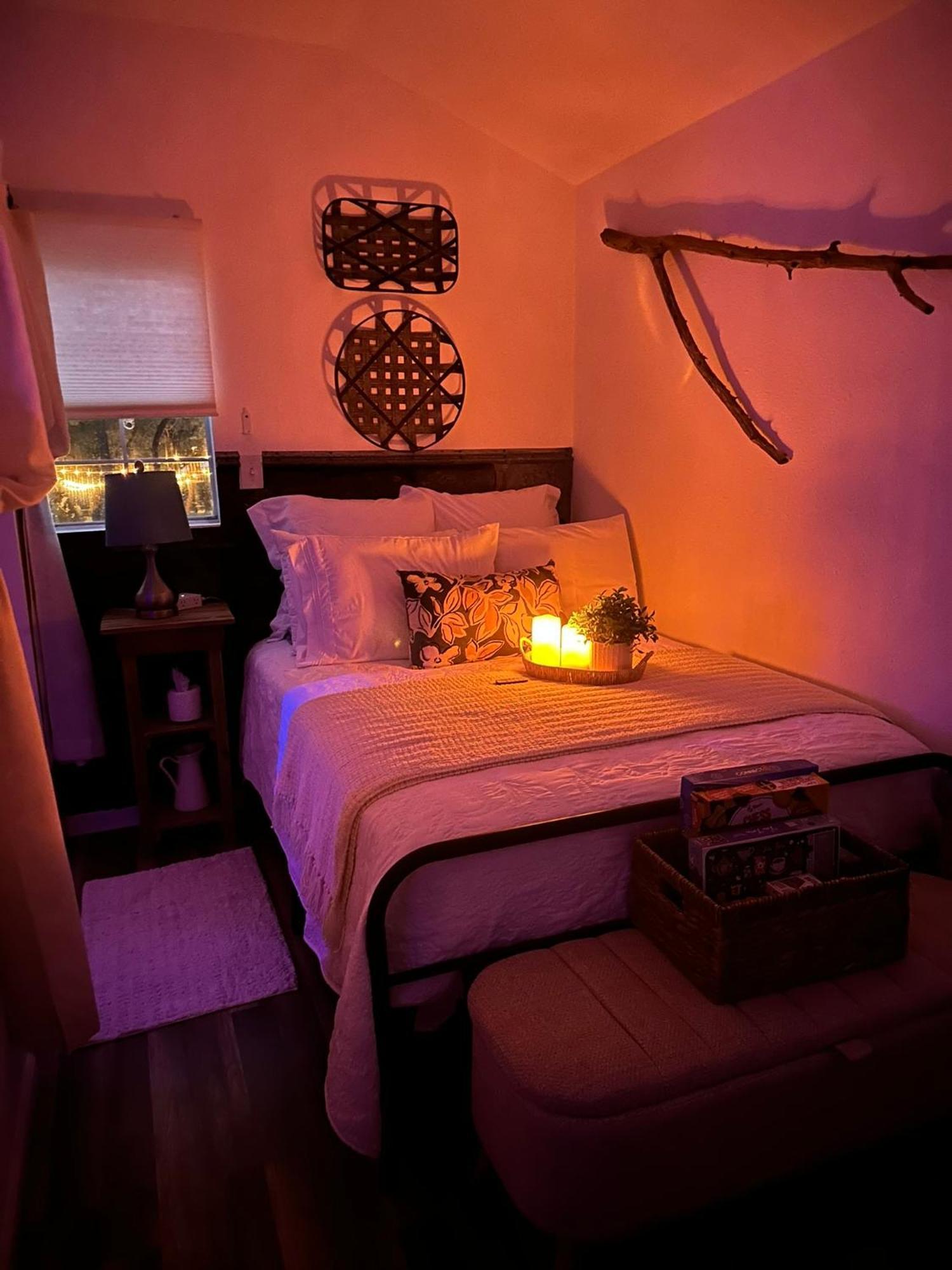 Tiny House - Our Little Piece Of Paradise Lakehills 外观 照片